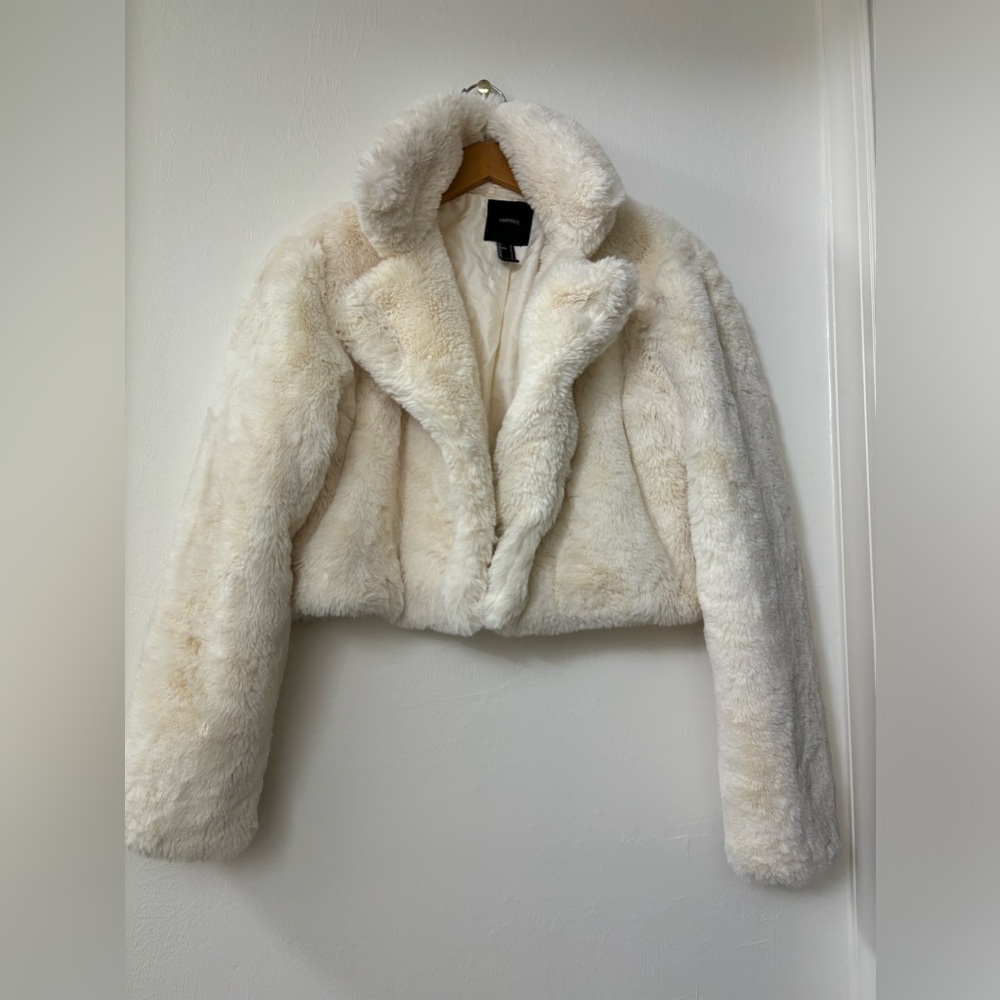 Forever 21 women’s faux white jacket